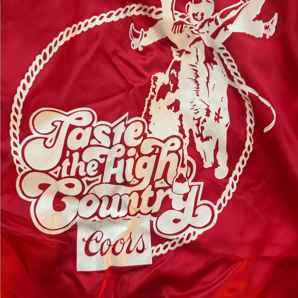 vintage red Coors Banquet satin bomber jacket - Picture 5 of 6
